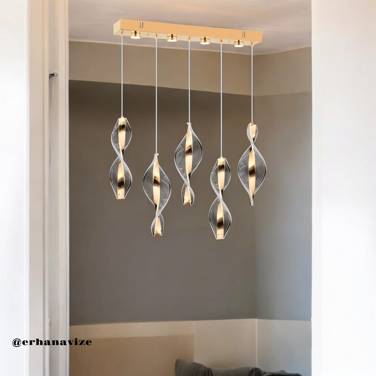 EASD-128 5'Li Sıralı Yemek Masası Gold LED Avize