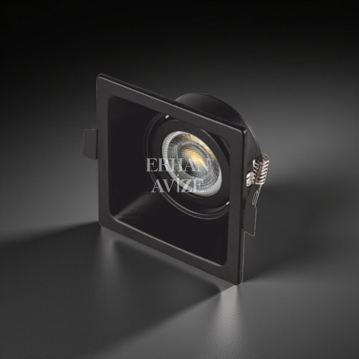 EACT-5004 Siyah Dekoratif Armatür Puma