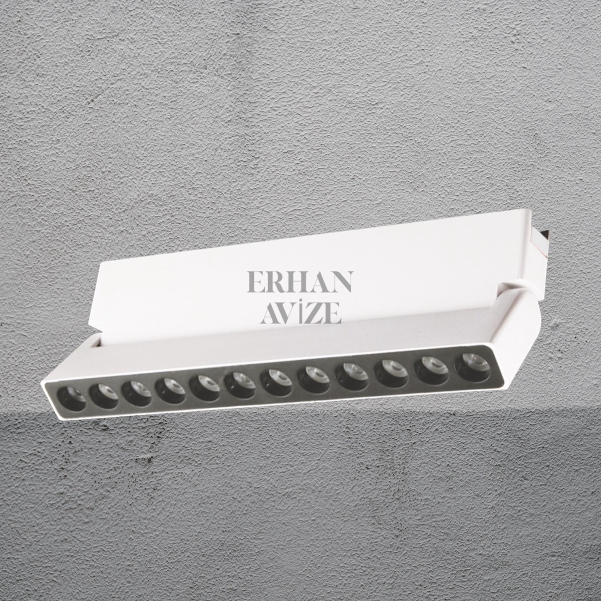 EACT-5831 24W LIA Magnet Led Spot(Günışığı) Beyaz Kasa